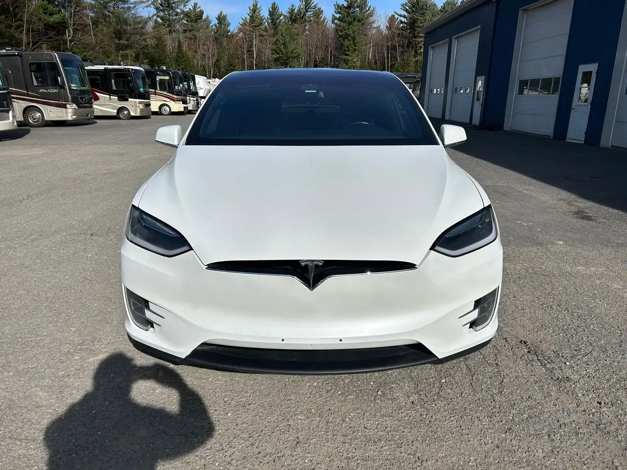 Tesla Model X fotografie Tesla Model X