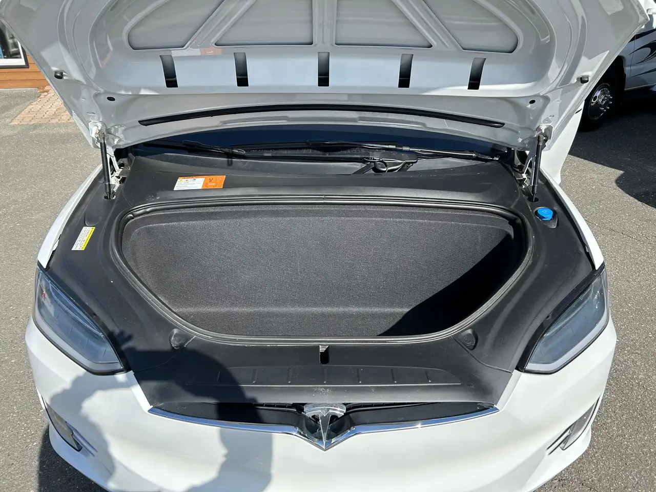 Tesla Model X fotografie Tesla Model X