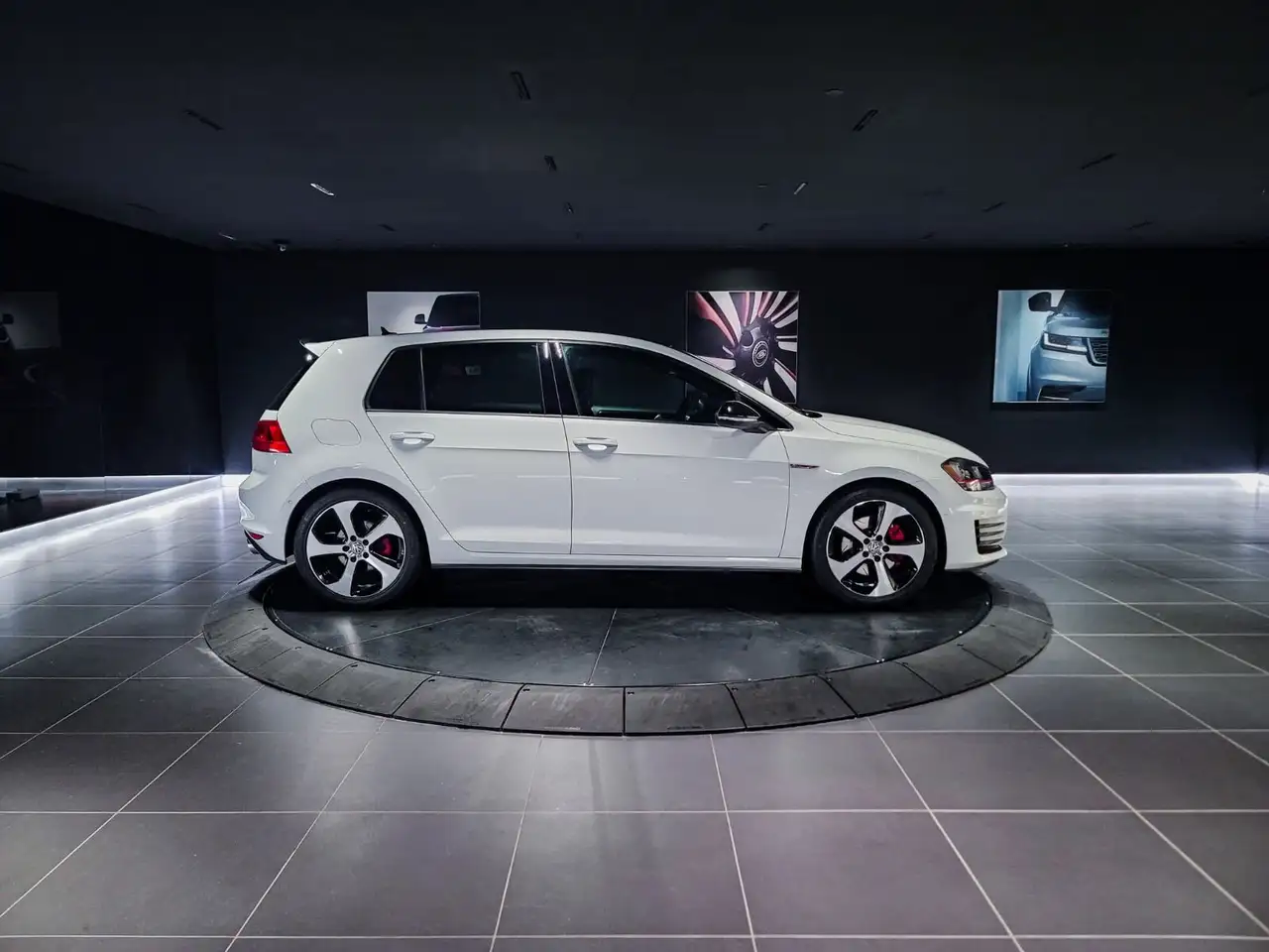 Volkswagen Golf GTI fotografie Volkswagen Golf GTI