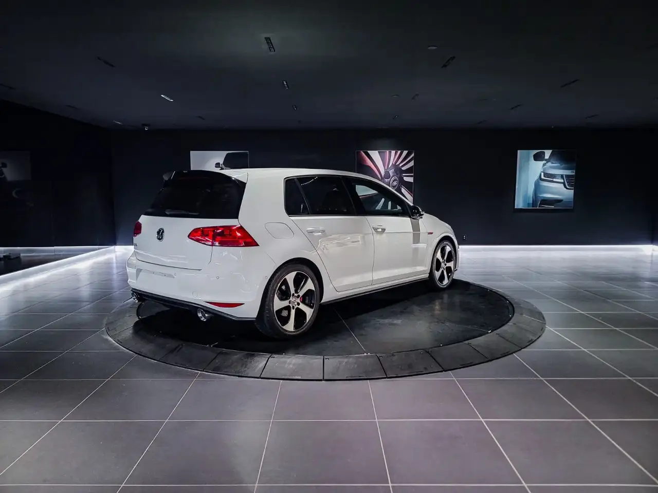 Volkswagen Golf GTI fotografie Volkswagen Golf GTI