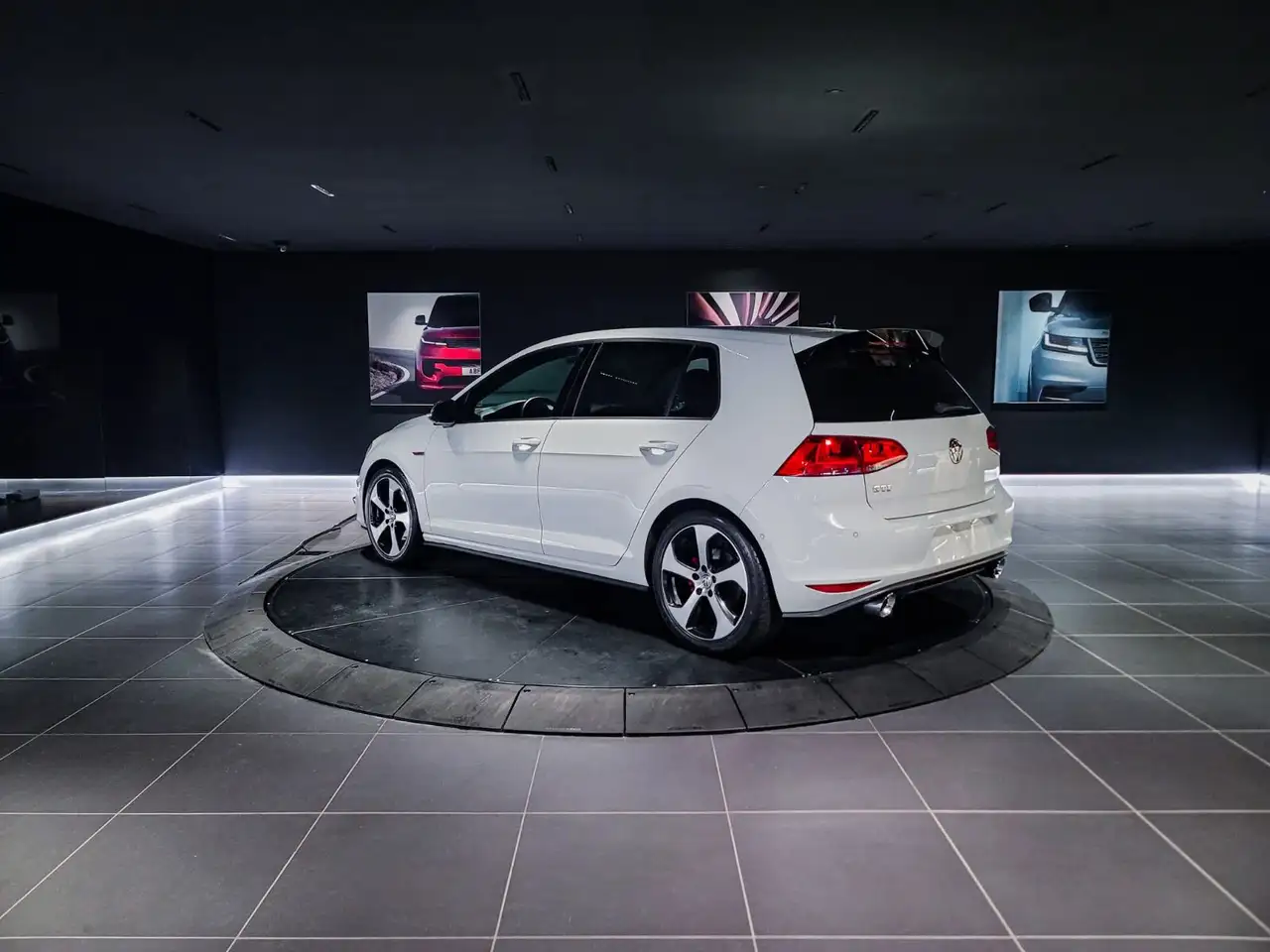 Volkswagen Golf GTI fotografie Volkswagen Golf GTI