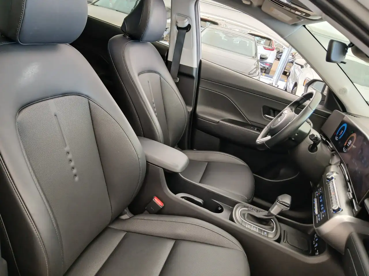 Hyundai KONA photo Hyundai KONA