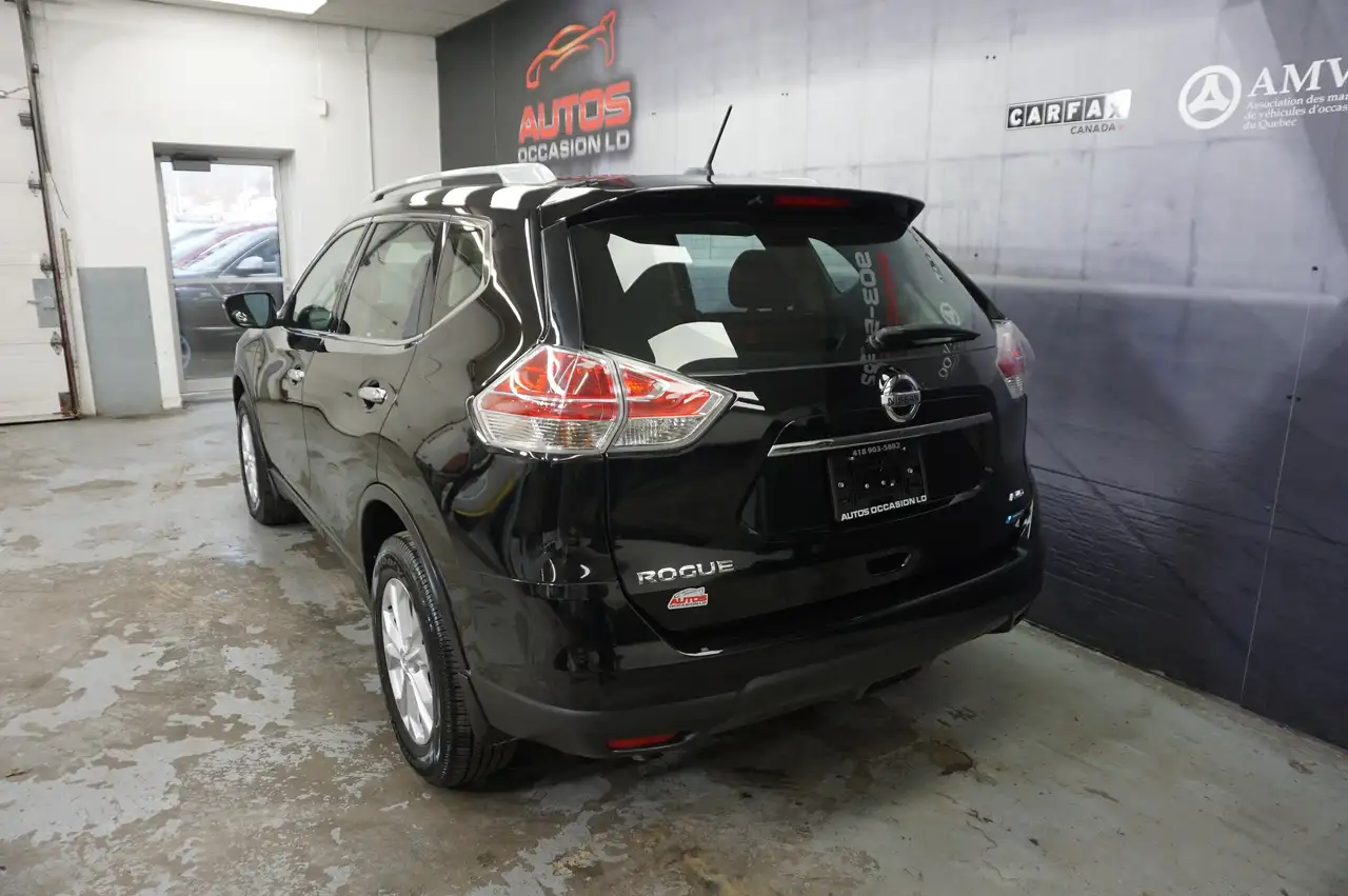 Nissan Rogue fotografie Nissan Rogue