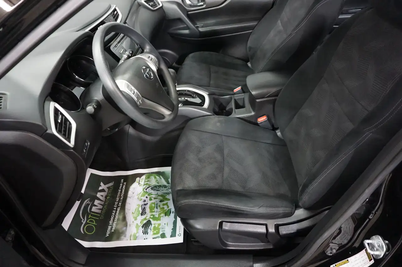 Nissan Rogue fotografie Nissan Rogue