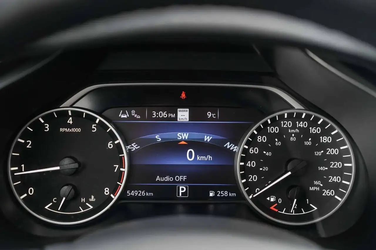 Nissan Murano снимка Nissan Murano