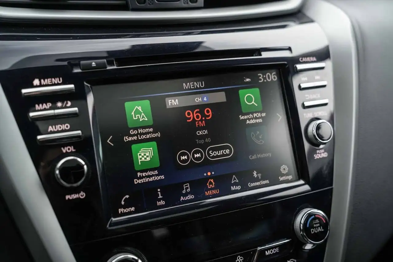Nissan Murano снимка Nissan Murano