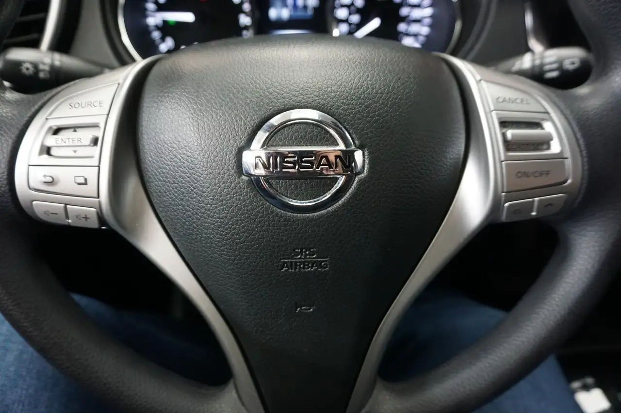 Nissan Rogue fotografie Nissan Rogue