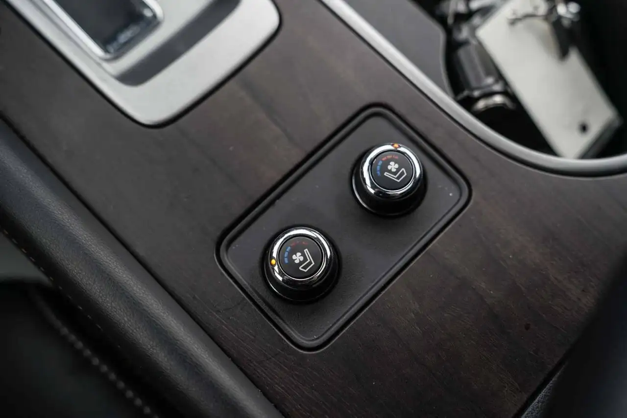 Nissan Murano снимка Nissan Murano