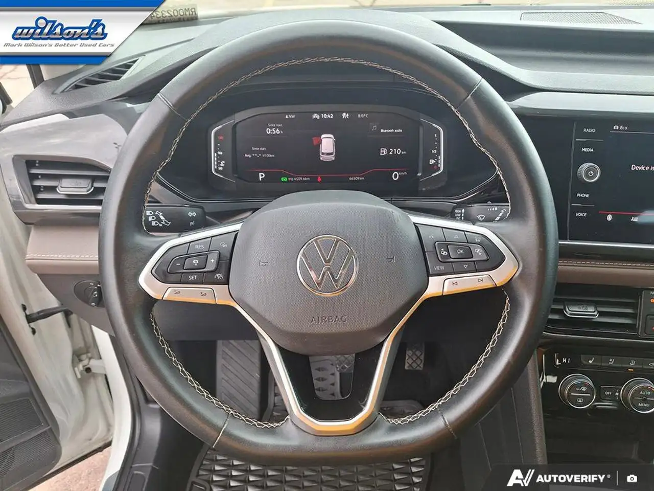 Volkswagen Taos снимка Volkswagen Taos