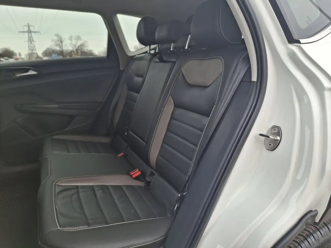 Volkswagen Taos снимка Volkswagen Taos