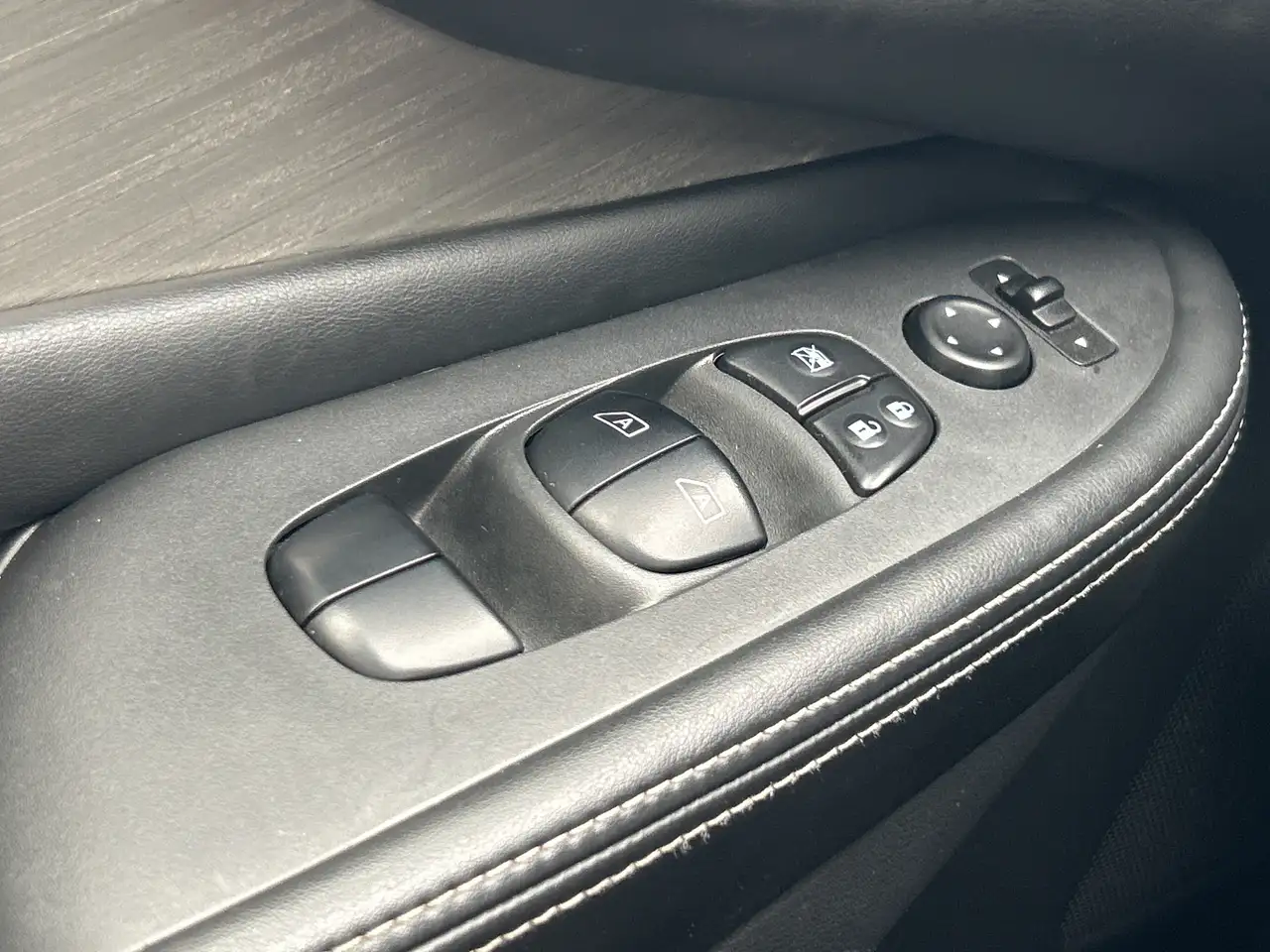Nissan Murano снимка Nissan Murano