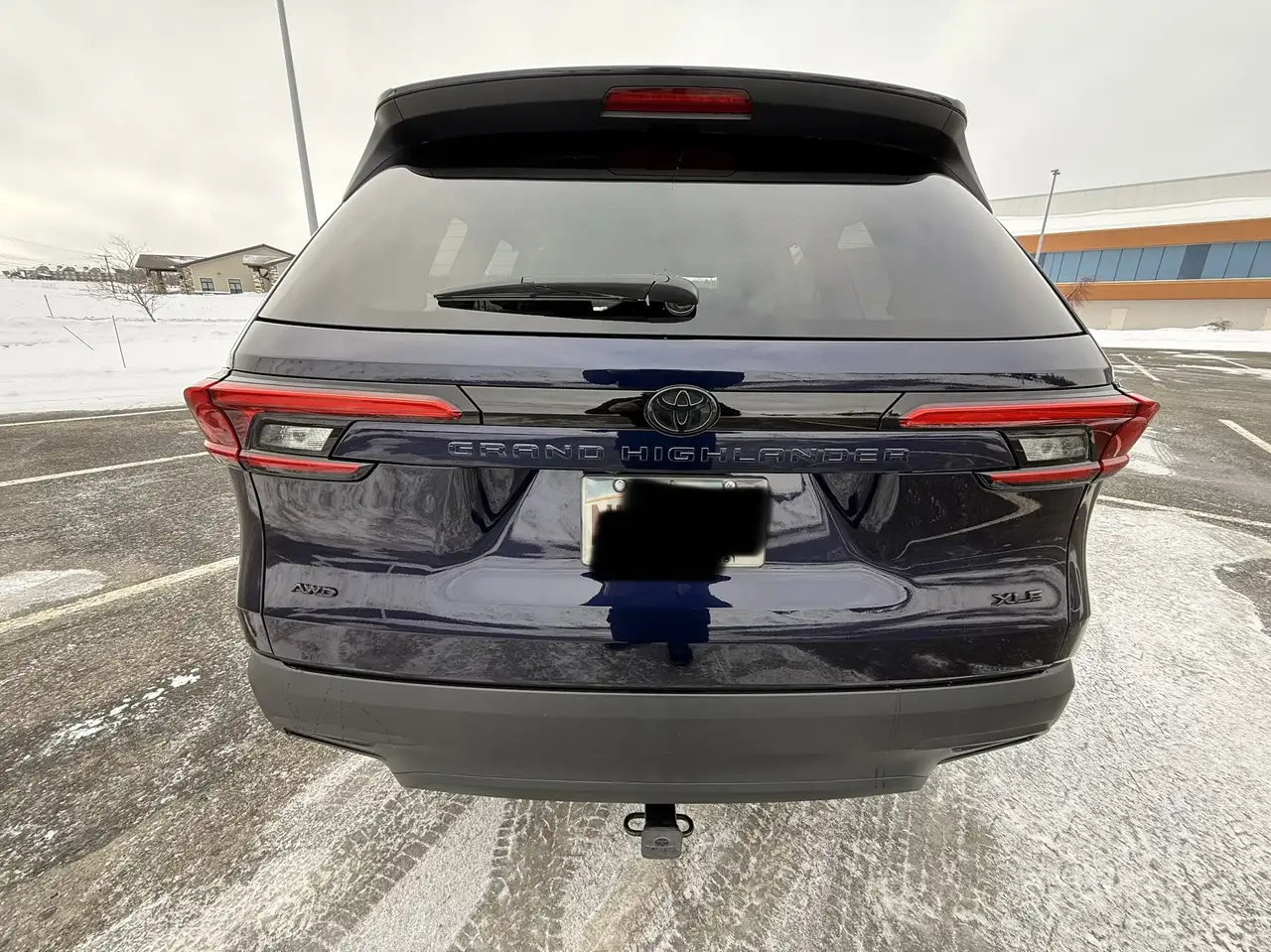 Toyota Grand Highlander снимка Toyota Grand Highlander