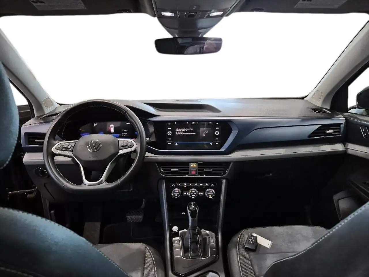 Volkswagen Taos снимка Volkswagen Taos