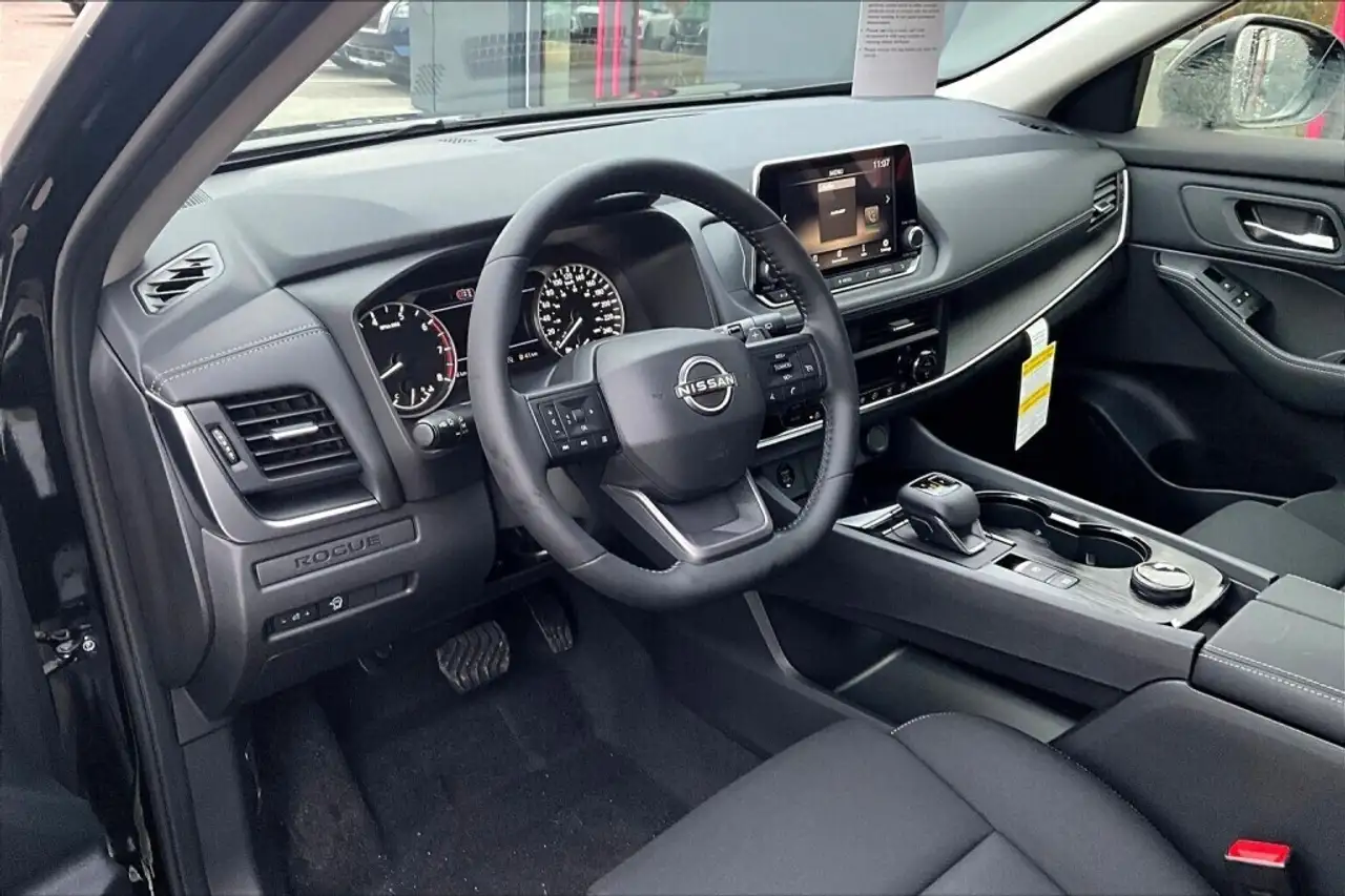 Nissan Rogue fotografie Nissan Rogue