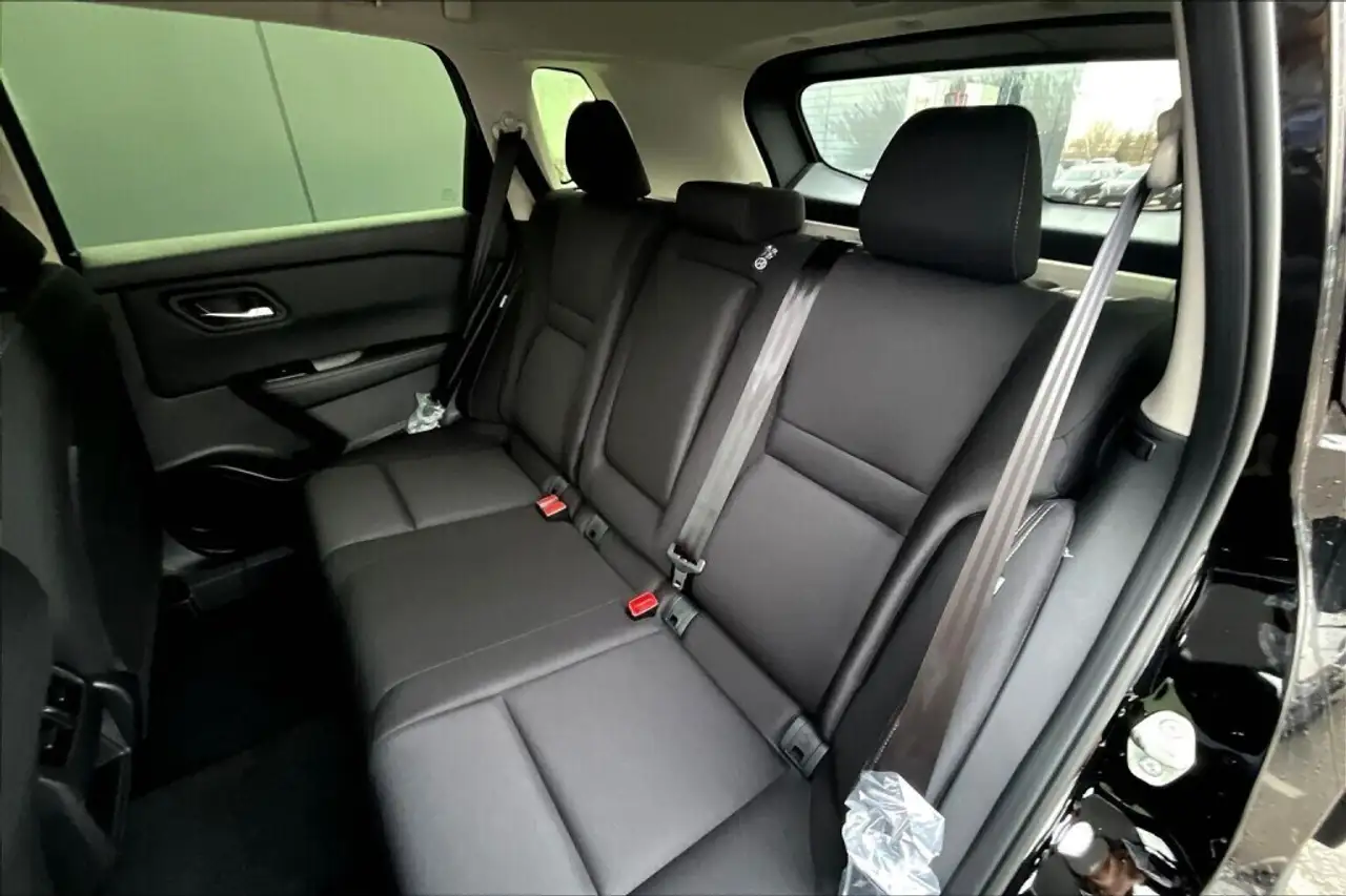 Nissan Rogue fotografie Nissan Rogue