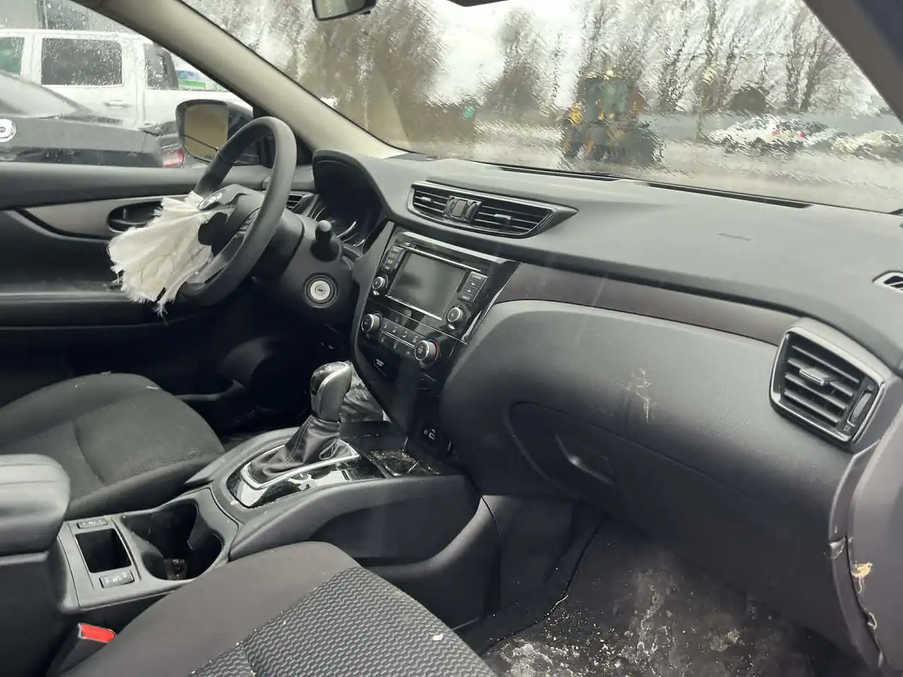 Nissan Qashqai снимка Nissan Qashqai