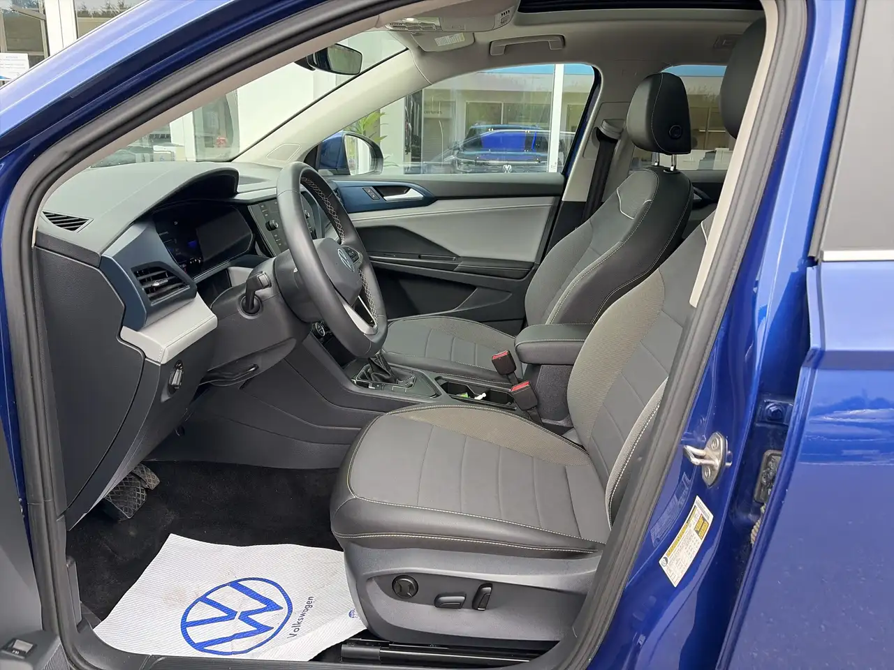 Volkswagen Taos снимка Volkswagen Taos