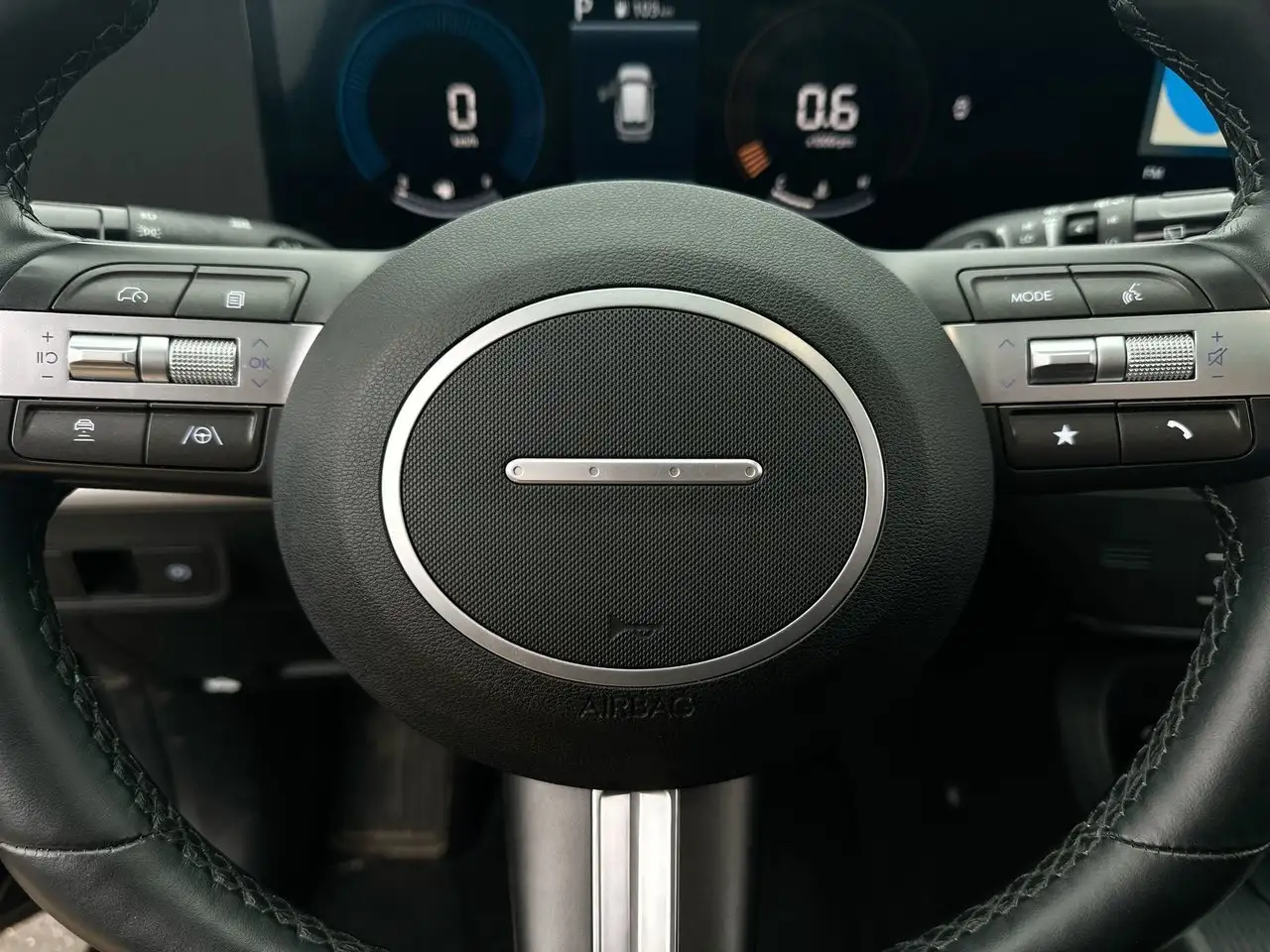 Hyundai KONA снимка Hyundai KONA