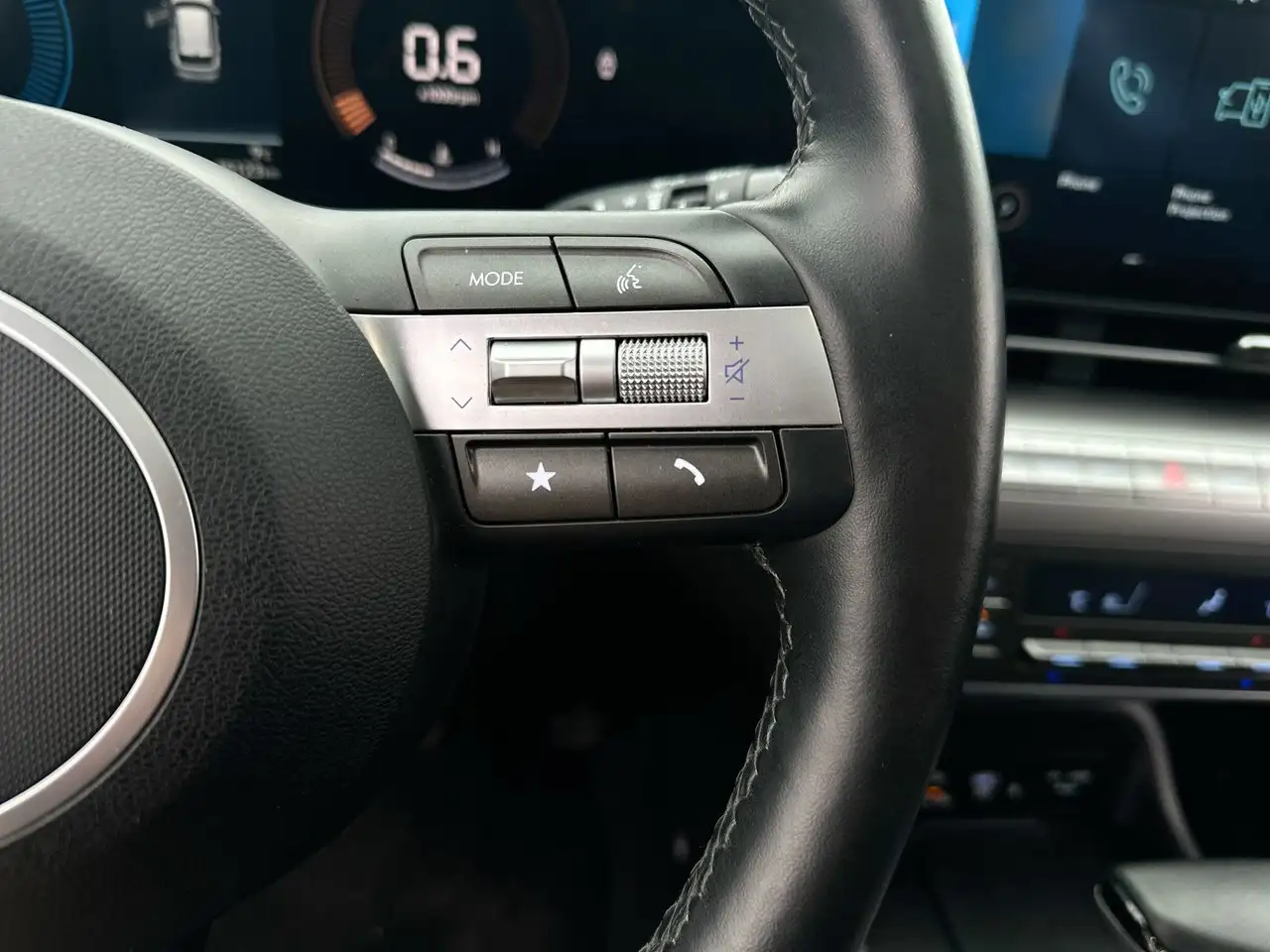 Hyundai KONA снимка Hyundai KONA