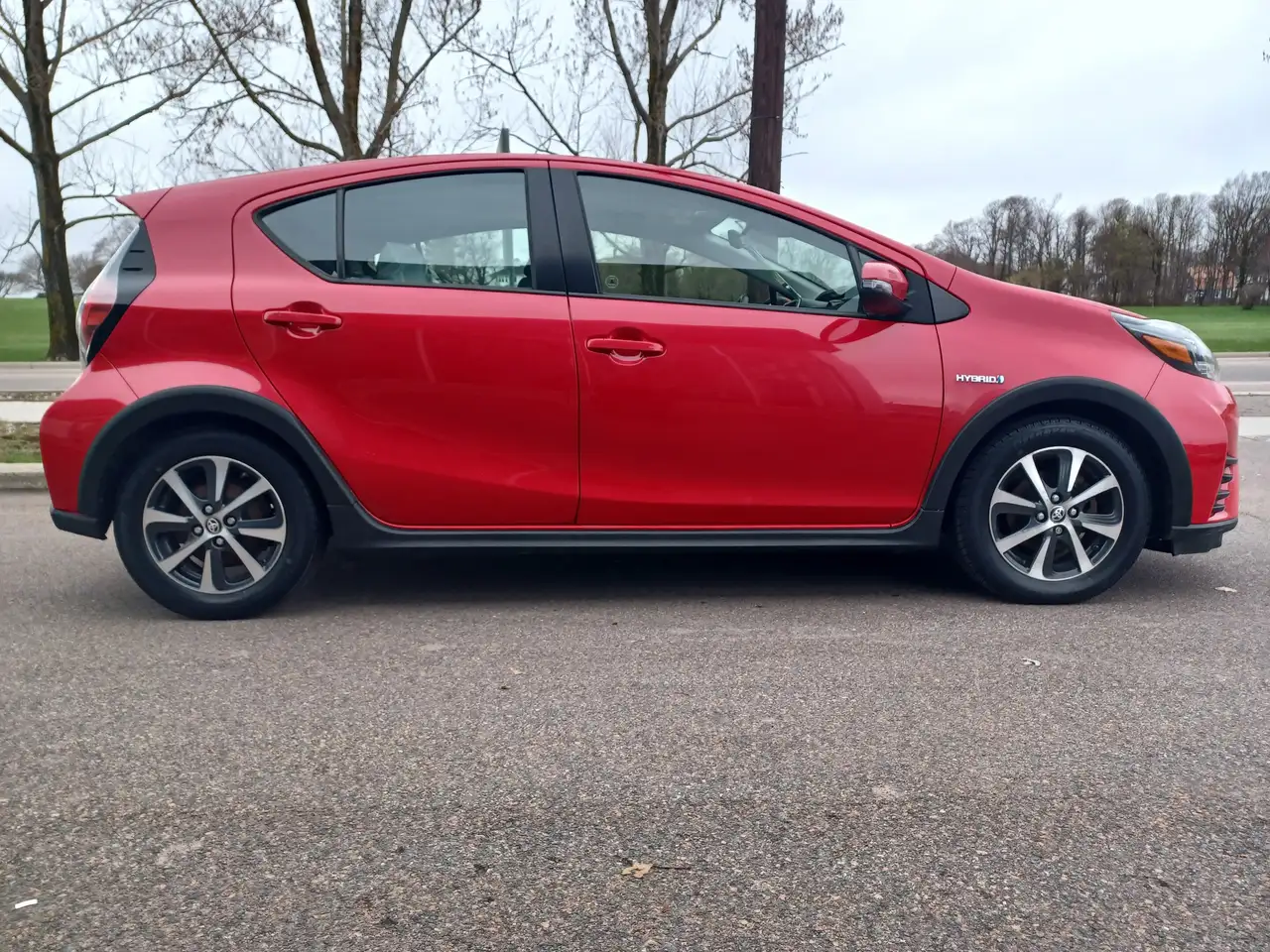 Toyota Prius c photo Toyota Prius c