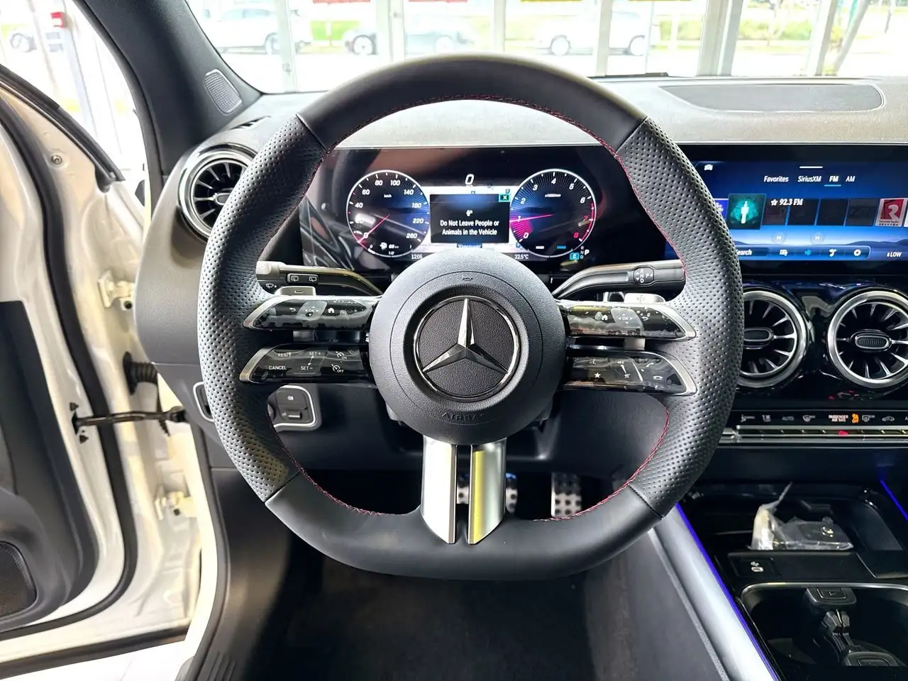Mercedes-Benz GLA photo Mercedes-Benz GLA