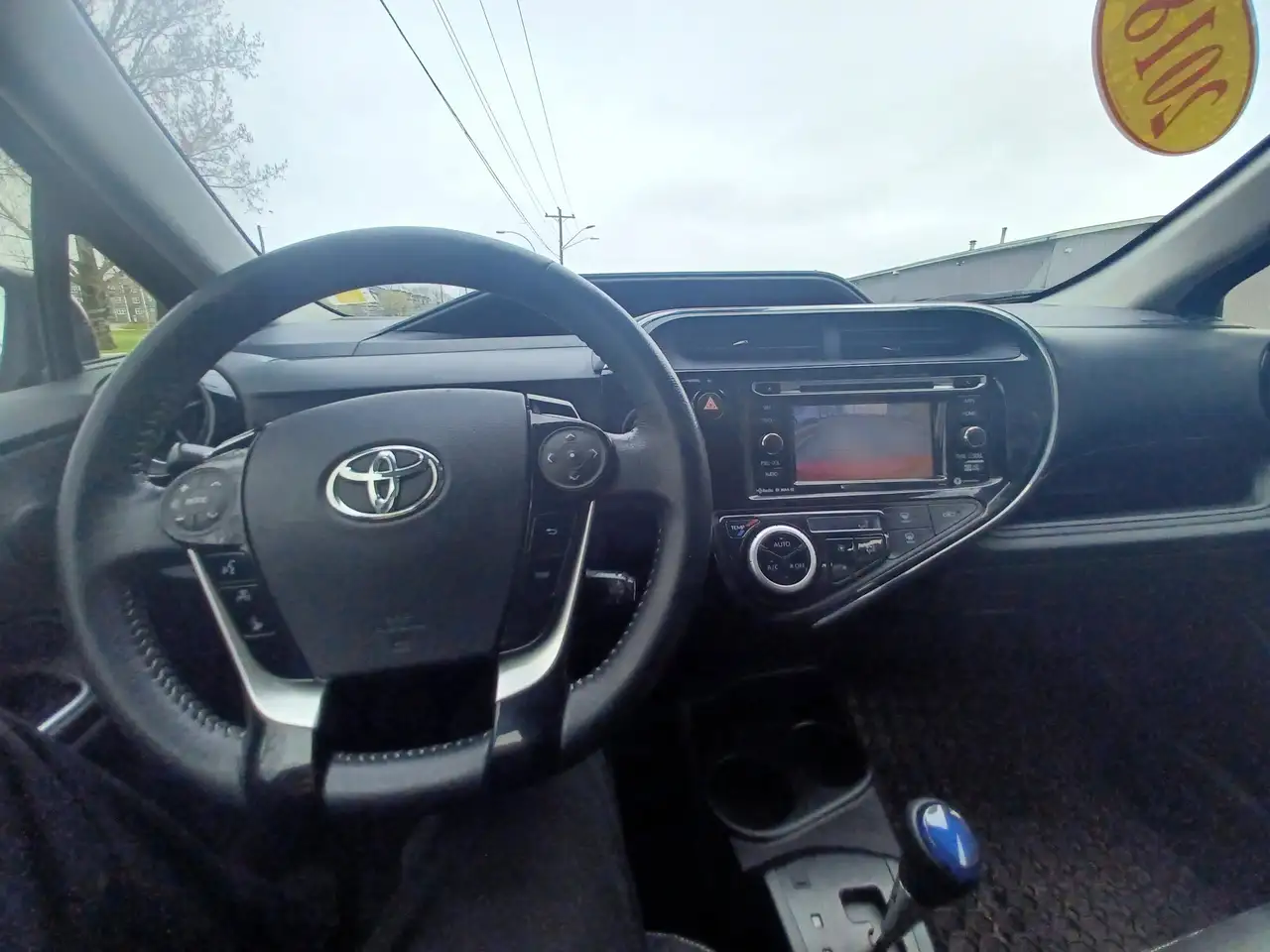 Toyota Prius c photo Toyota Prius c