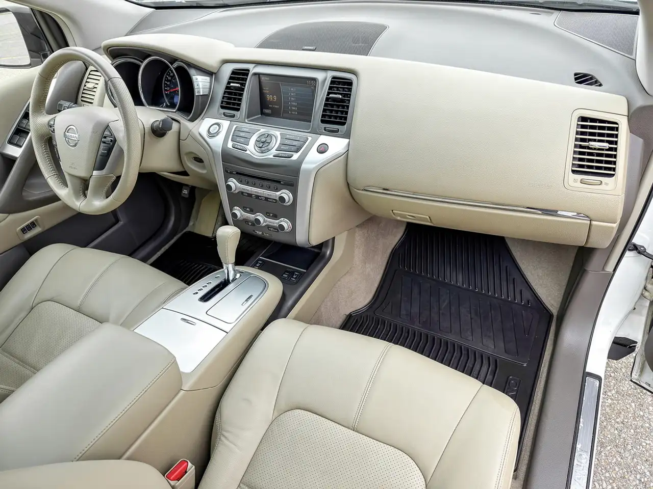 Nissan Murano снимка Nissan Murano