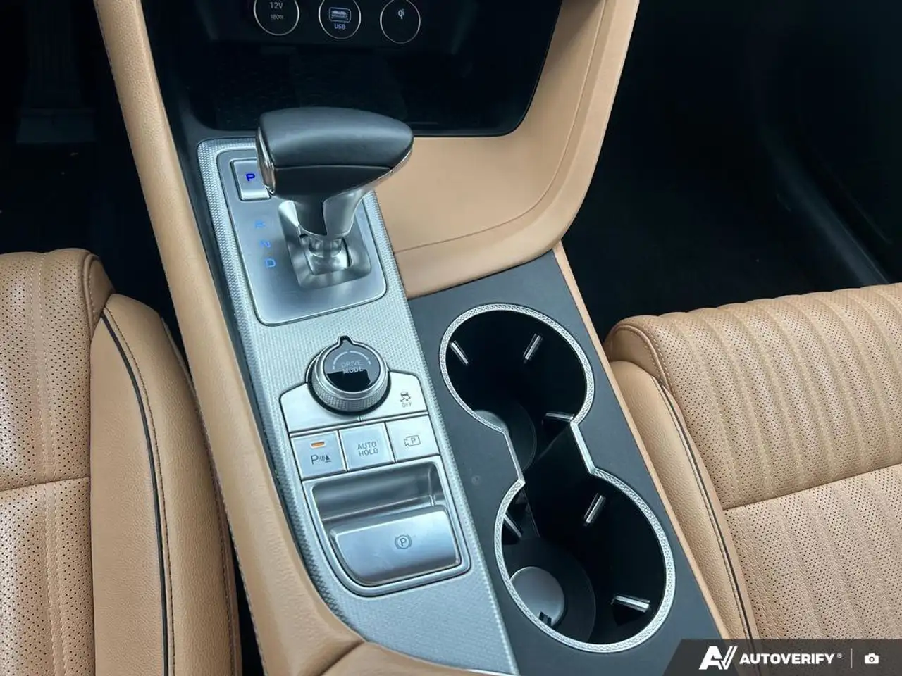 Genesis G70 снимка Genesis G70