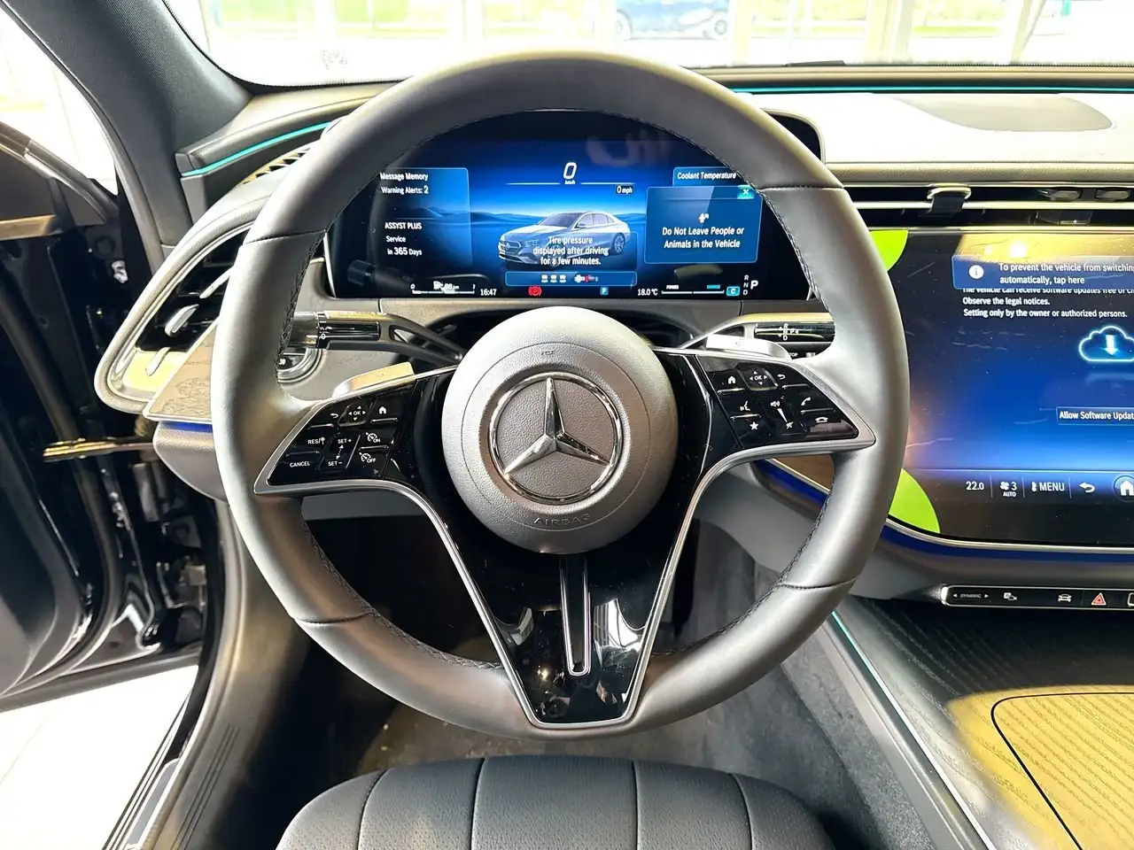 Mercedes-Benz E-Class fotografie Mercedes-Benz E-Class