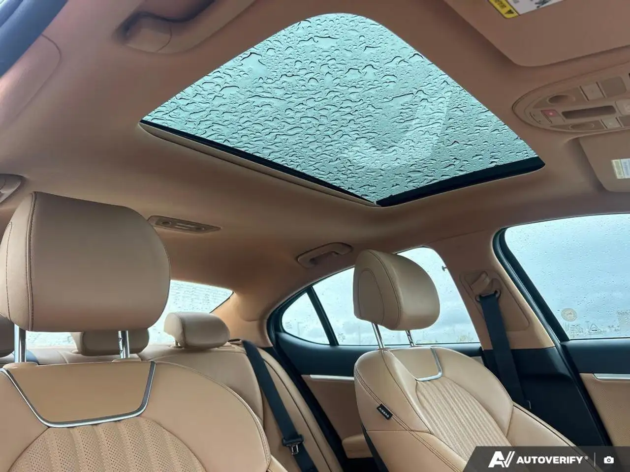 Genesis G70 снимка Genesis G70