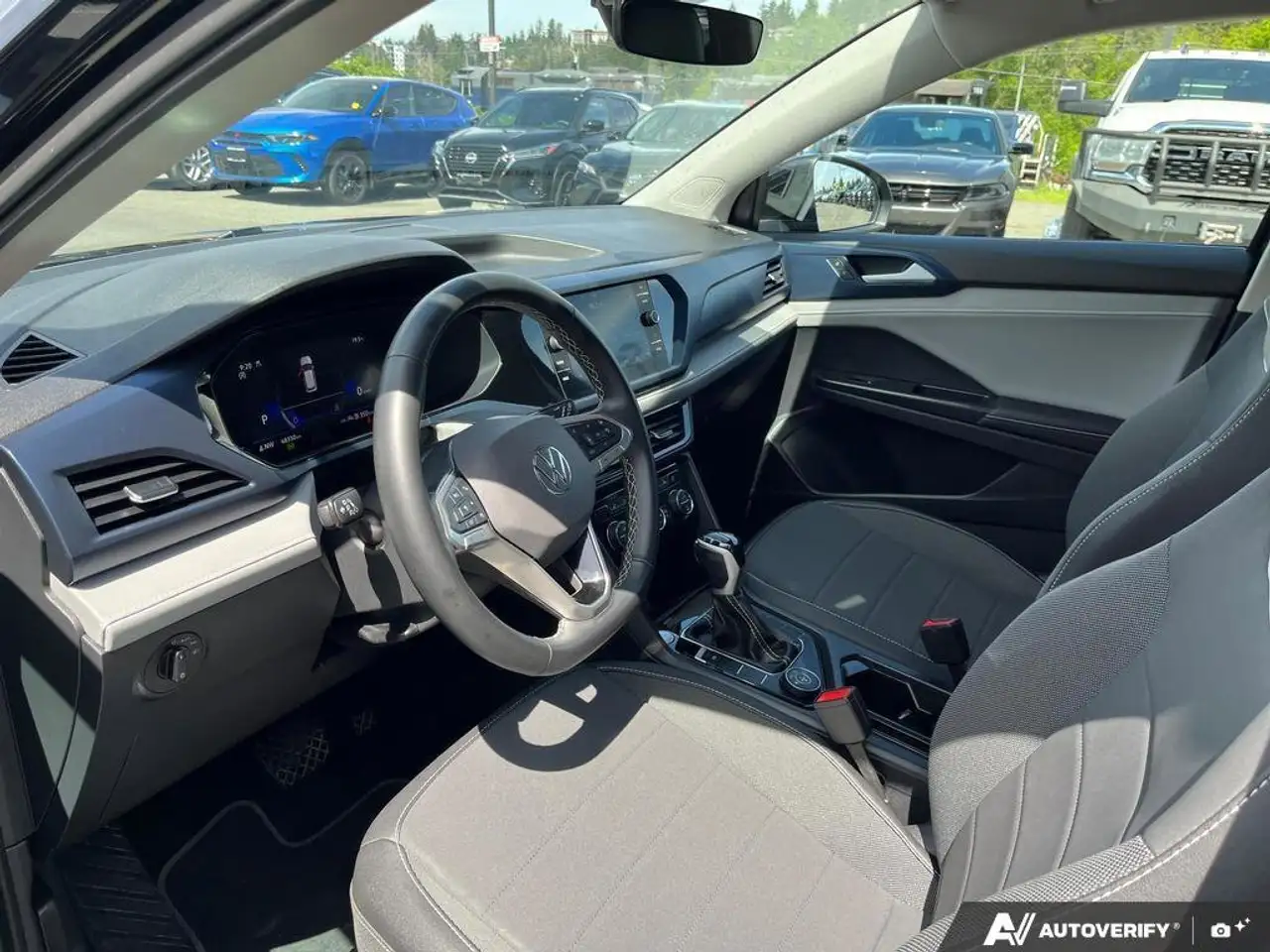 Volkswagen Taos снимка Volkswagen Taos