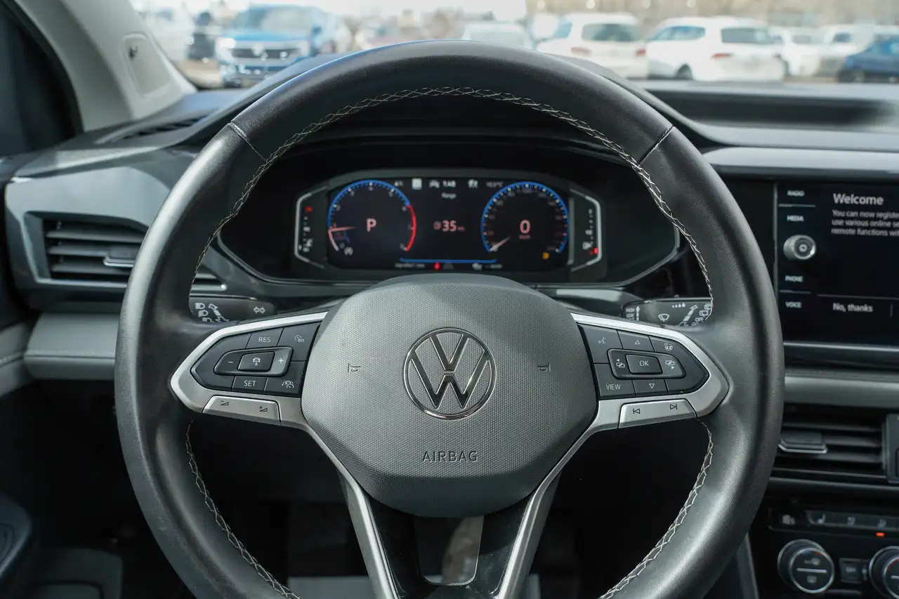 Volkswagen Taos снимка Volkswagen Taos