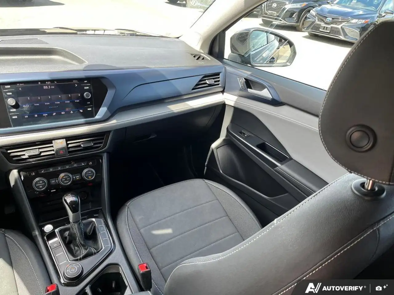 Volkswagen Taos снимка Volkswagen Taos