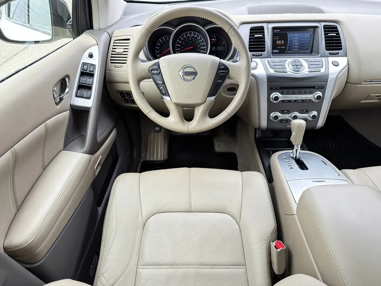 Nissan Murano снимка Nissan Murano