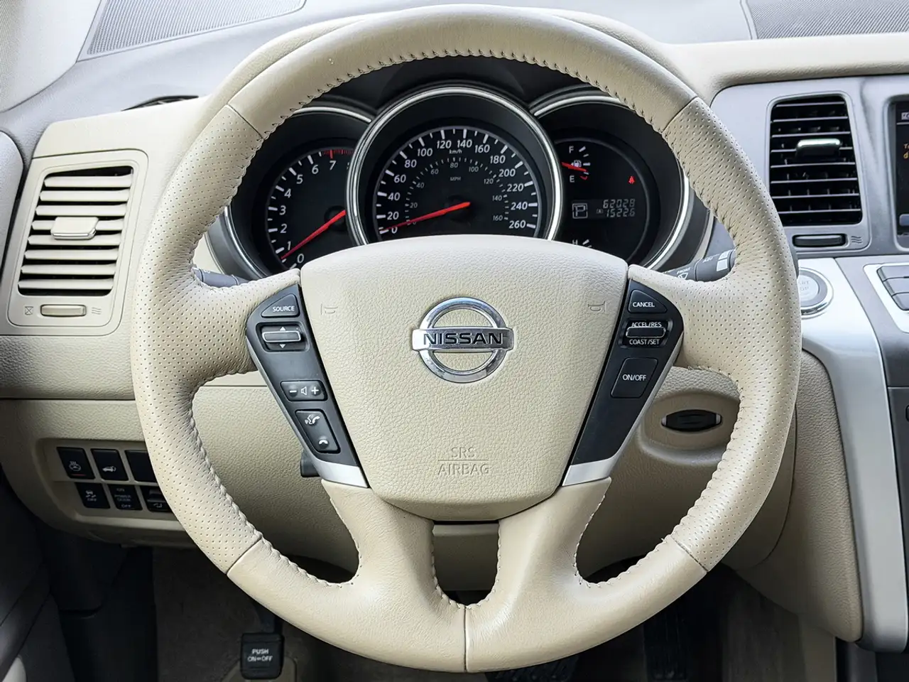 Nissan Murano снимка Nissan Murano