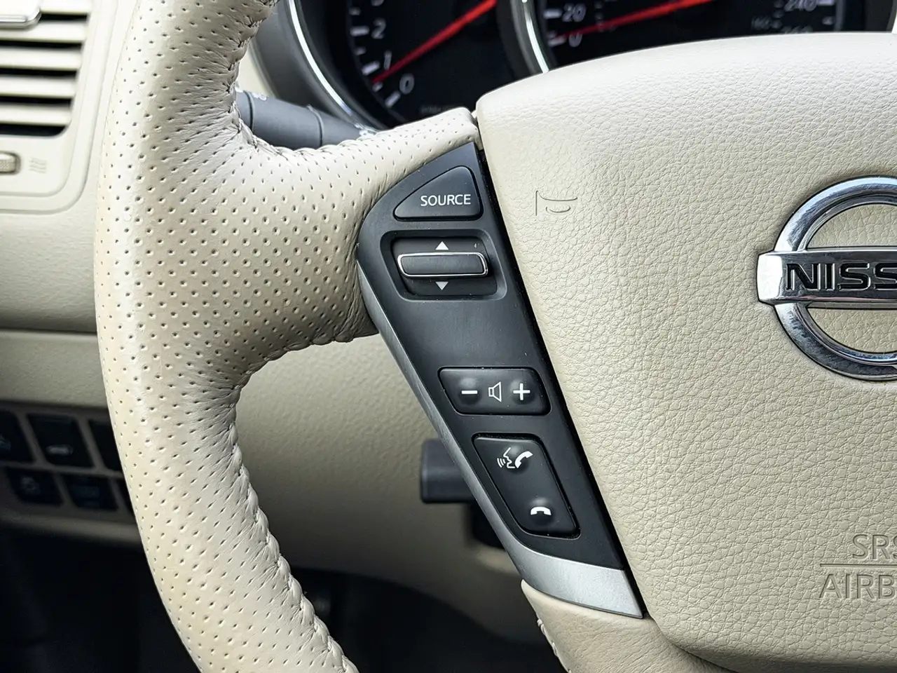 Nissan Murano снимка Nissan Murano