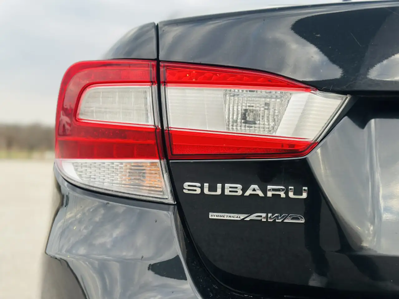 Subaru Impreza снимка Subaru Impreza