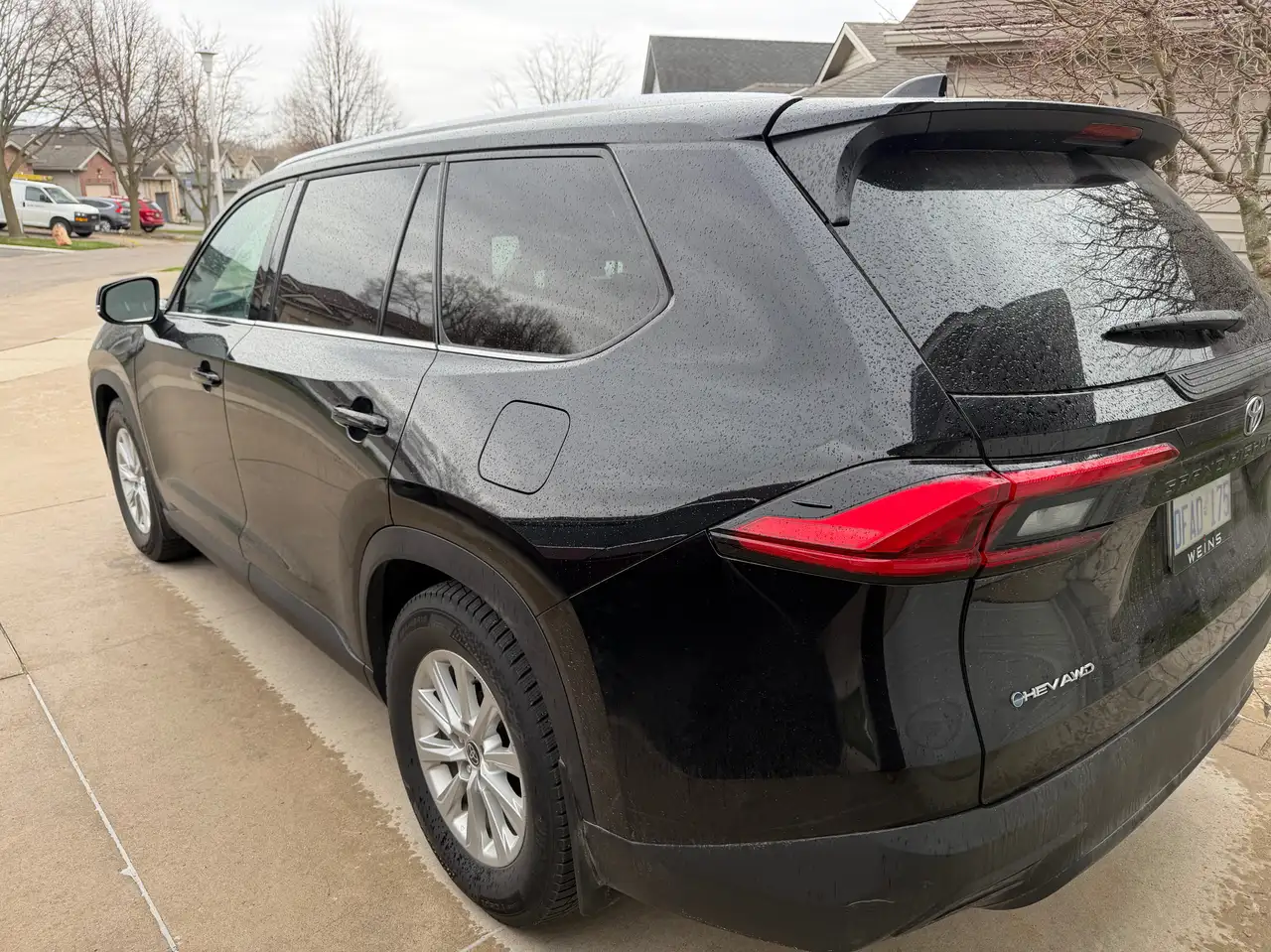 Toyota Grand Highlander снимка Toyota Grand Highlander