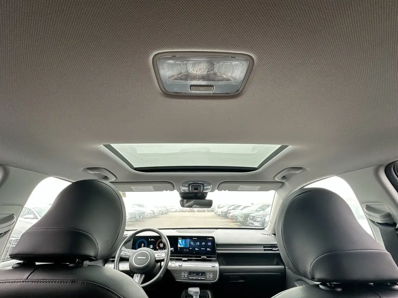 Hyundai KONA снимка Hyundai KONA