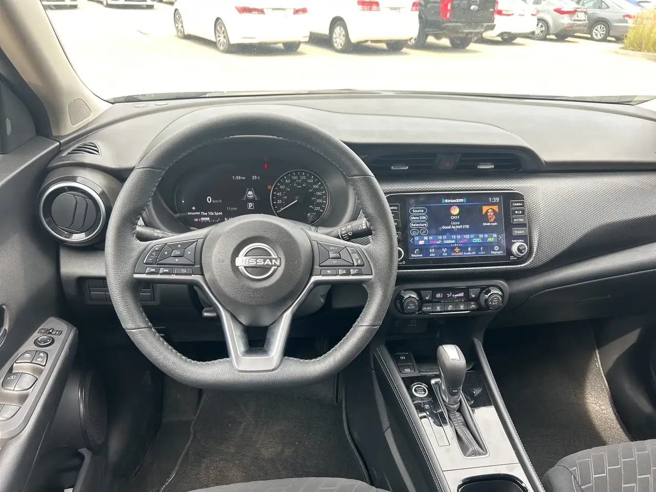 Nissan Kicks снимка Nissan Kicks