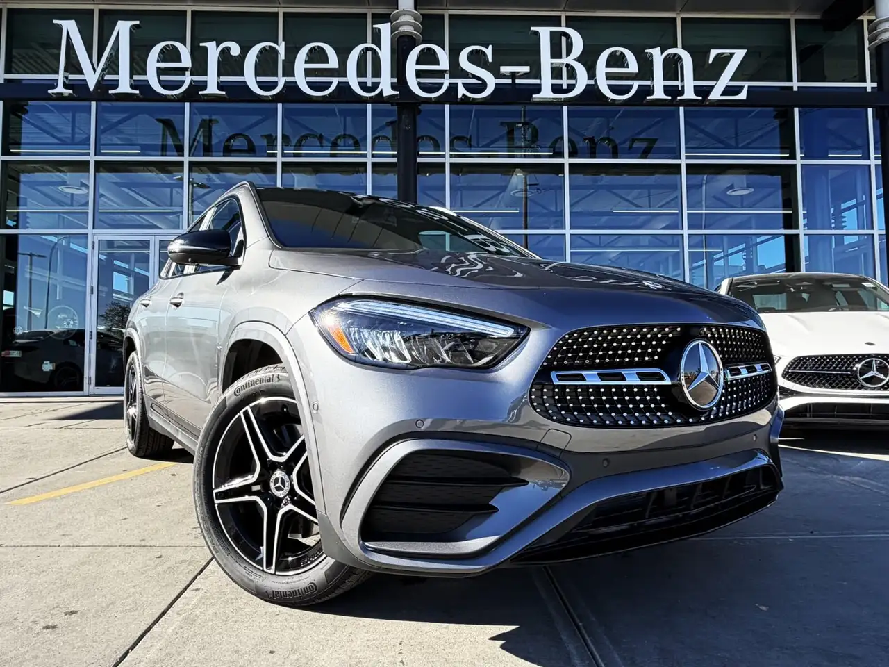 Mercedes-Benz GLA fotografie Mercedes-Benz GLA