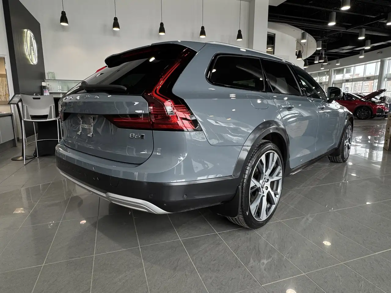 Volvo V90 Cross Country снимка Volvo V90 Cross Country