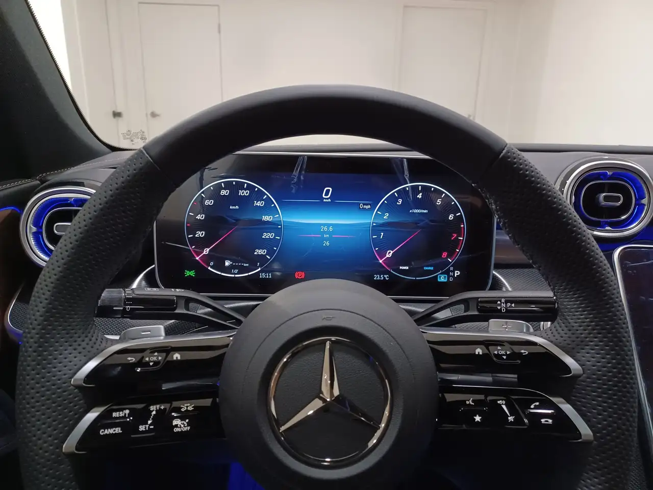 Mercedes-Benz CLE снимка Mercedes-Benz CLE