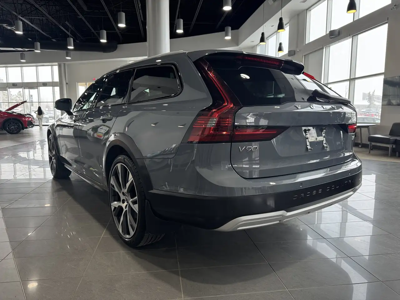 Volvo V90 Cross Country снимка Volvo V90 Cross Country