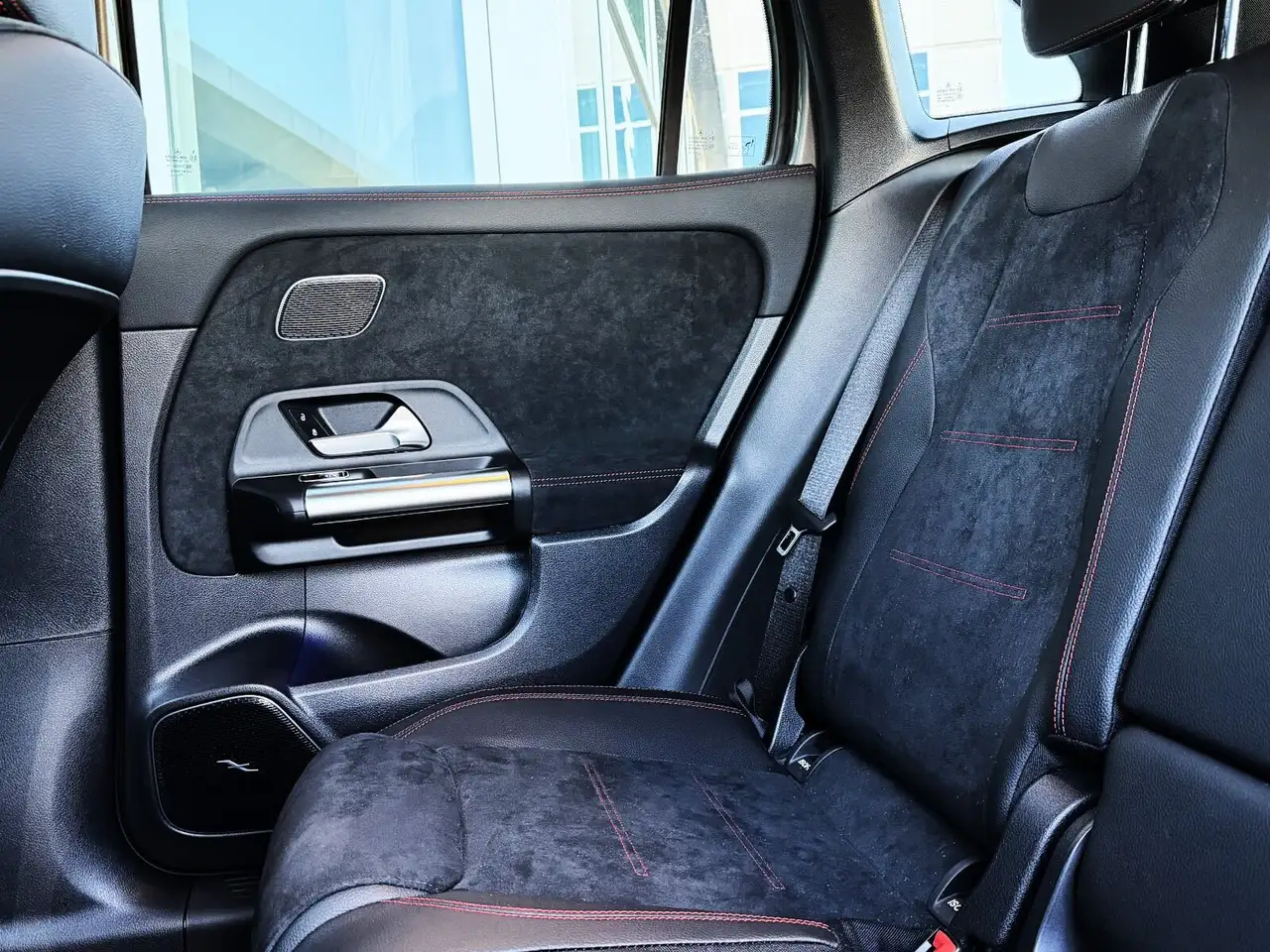 Mercedes-Benz GLA fotografie Mercedes-Benz GLA