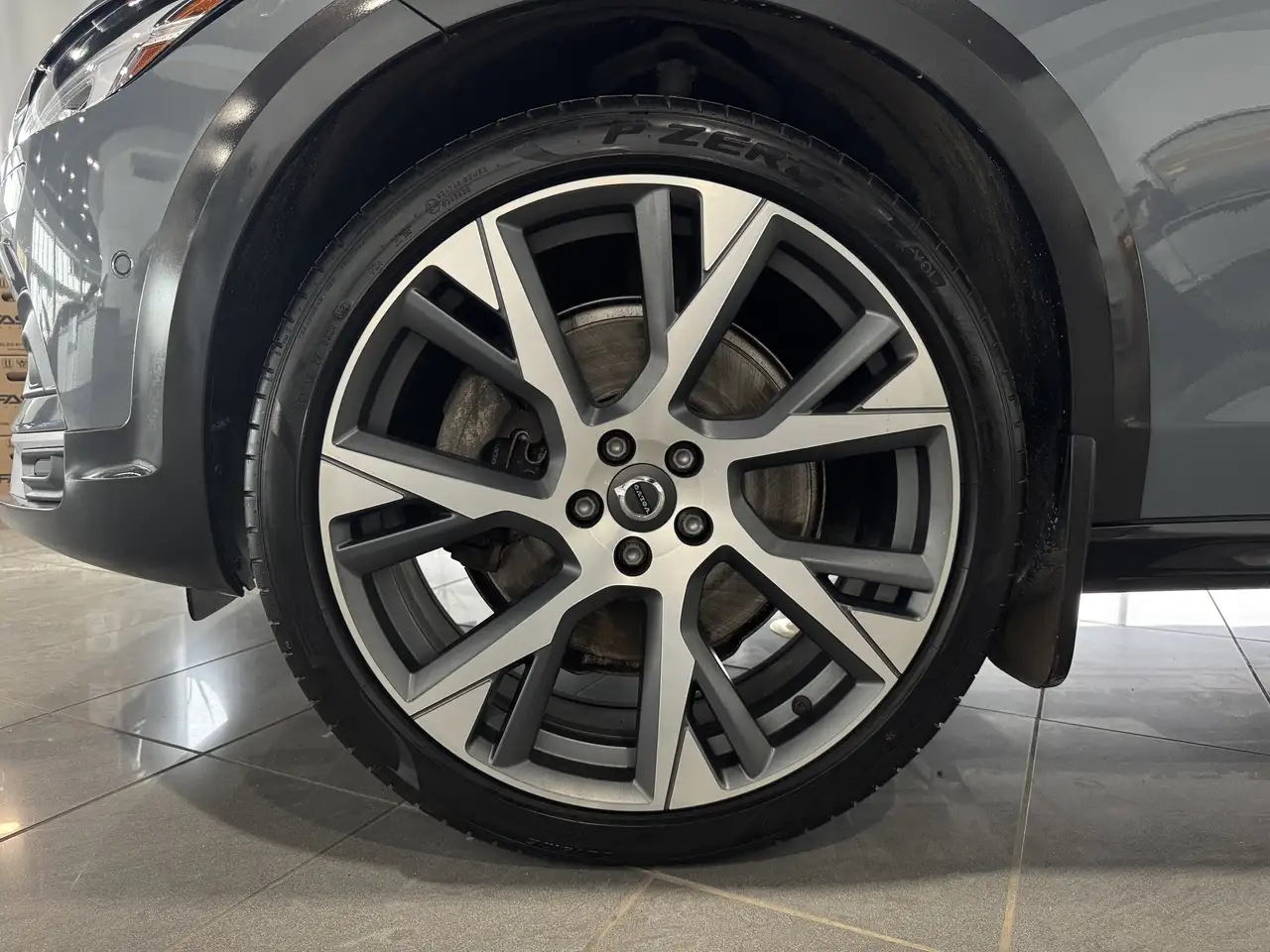 Volvo V90 Cross Country снимка Volvo V90 Cross Country