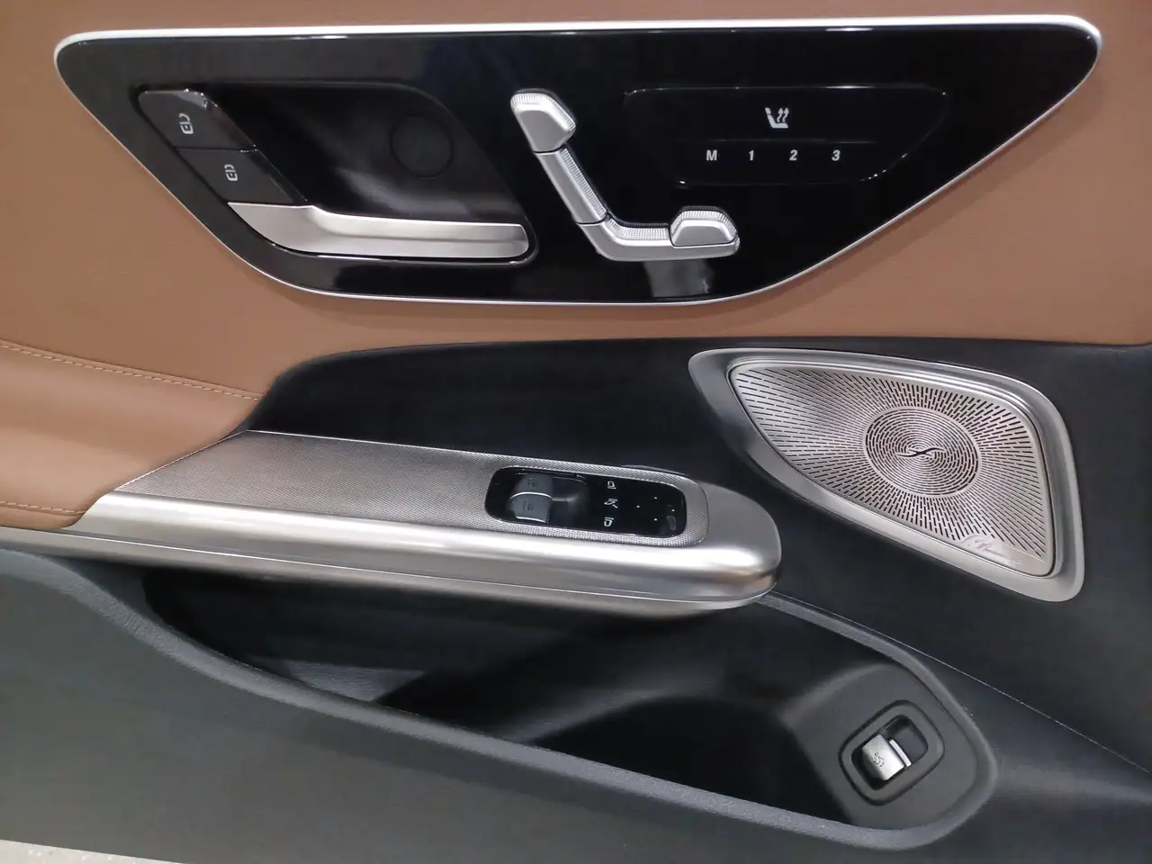 Mercedes-Benz CLE снимка Mercedes-Benz CLE