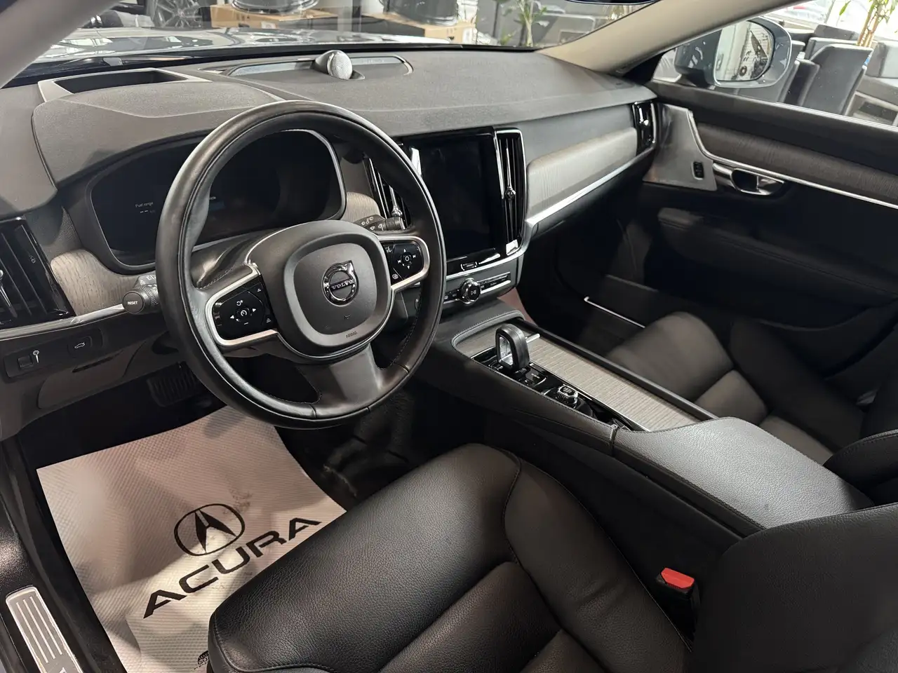 Volvo V90 Cross Country снимка Volvo V90 Cross Country