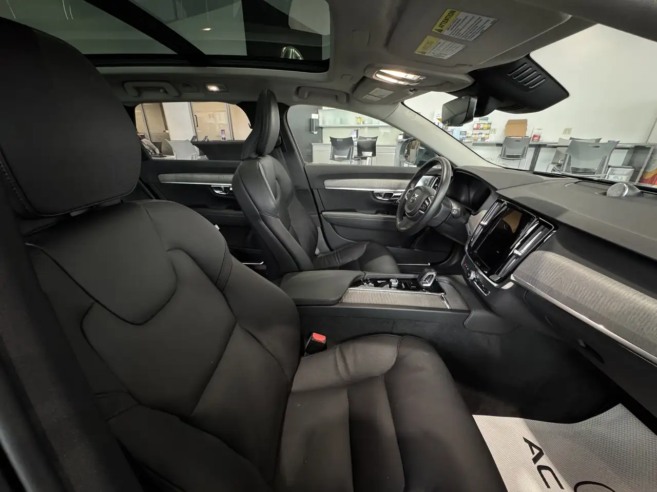Volvo V90 Cross Country снимка Volvo V90 Cross Country