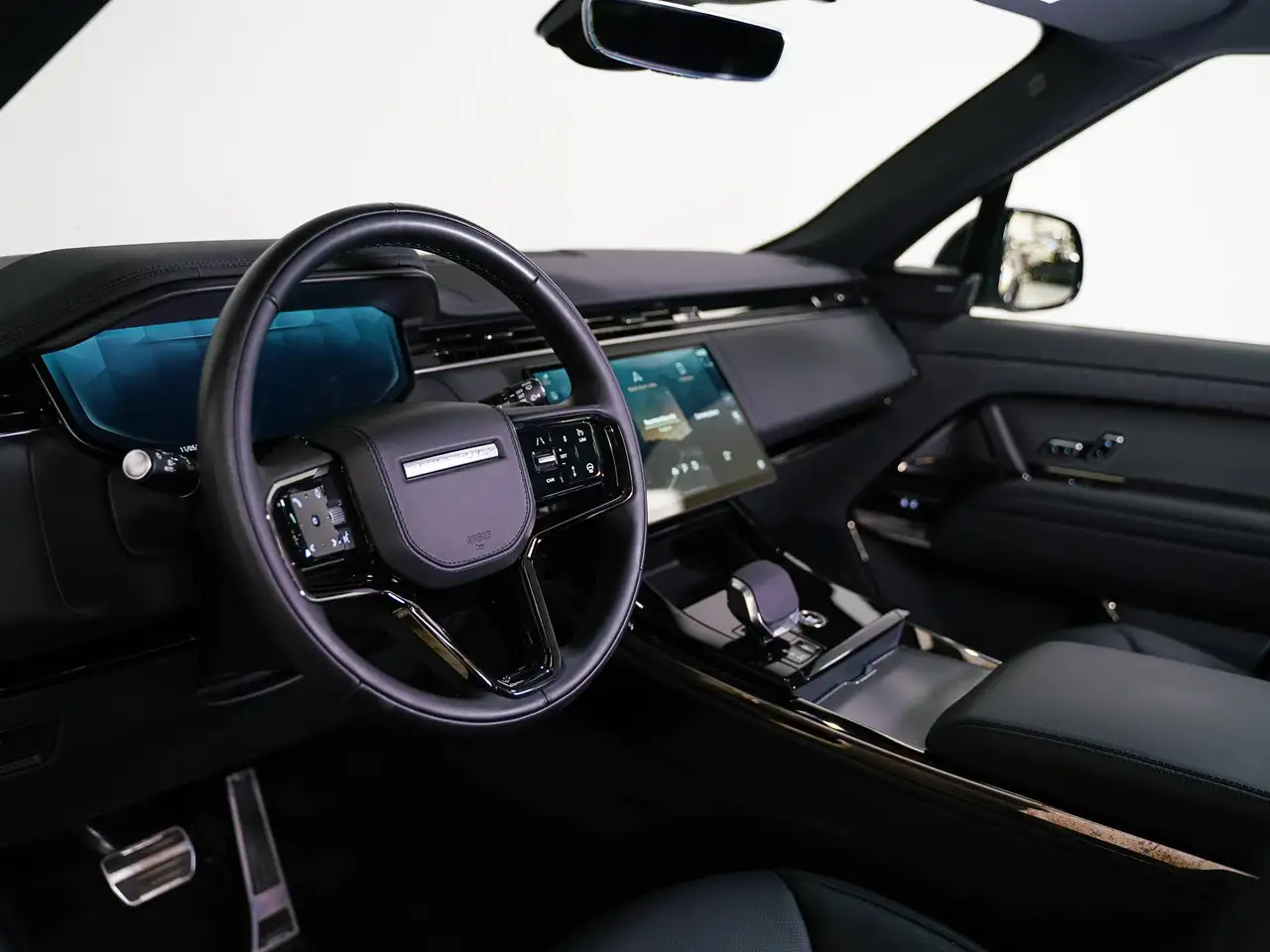 Land Rover Range Rover Sport снимка Land Rover Range Rover Sport